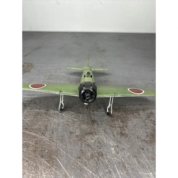 Tamiya Mitsubishi A6M5 Zero Fighter 1/72 Built Painted Missing Parts Model Plane - Picture 5 of 11
